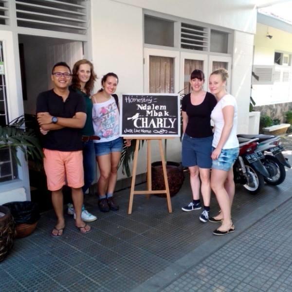 Ndalem Mbak Charly Hotel Pakualaman Exterior photo