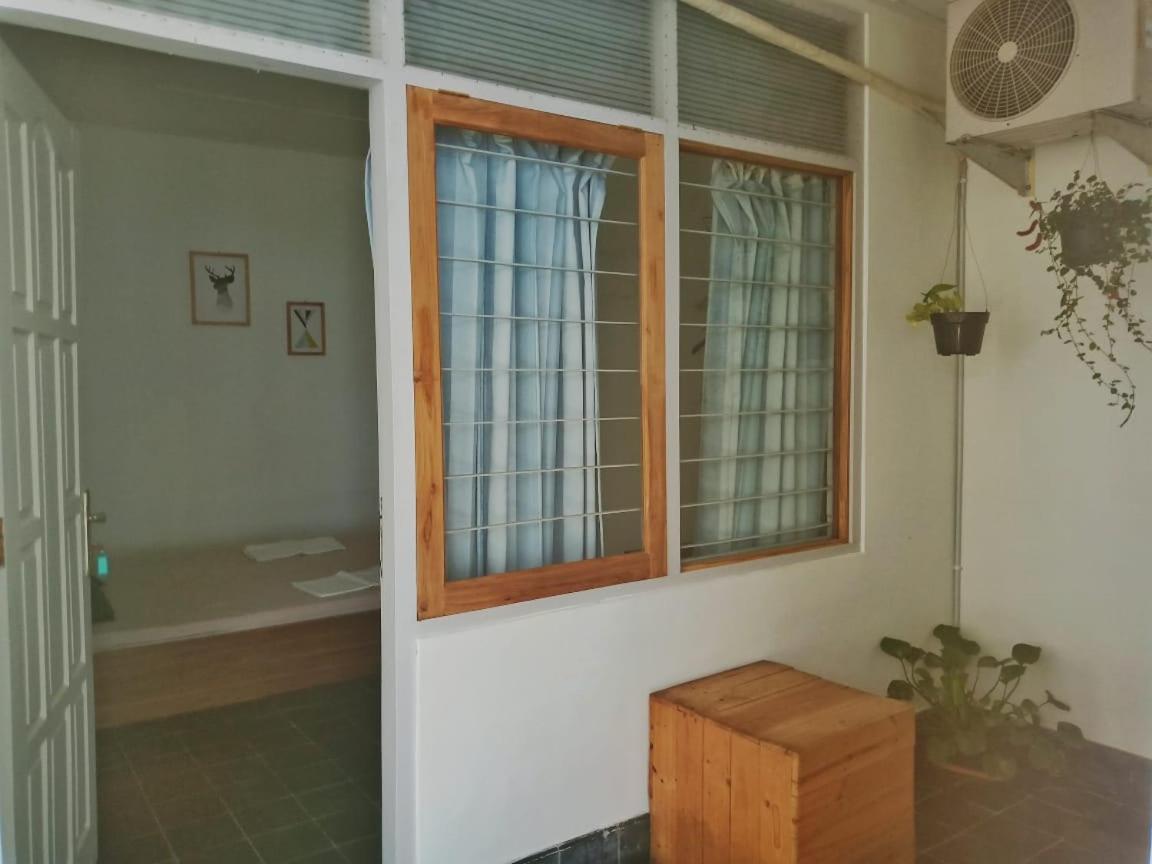 Ndalem Mbak Charly Hotel Pakualaman Exterior photo