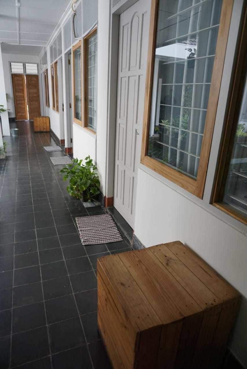 Ndalem Mbak Charly Hotel Pakualaman Exterior photo
